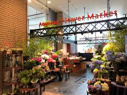 SAPPORO FLOWER　サッポロフラワーズ　札幌中央区の花屋　花カフェで大人気、店内もお花だらけ